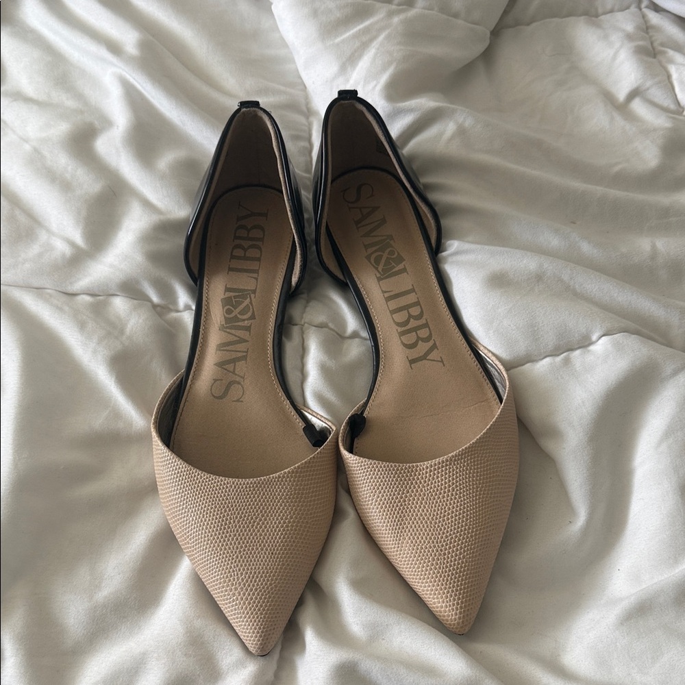 Sam & Libby Beige and Black Flats
